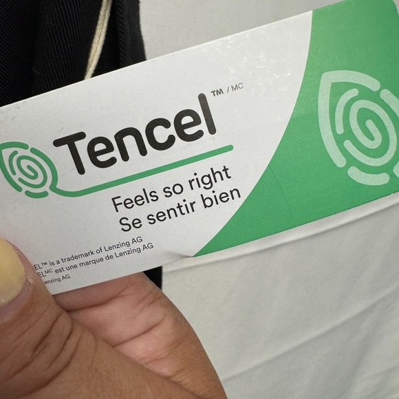 Frank & Oak Tencel Shorts Black - Picture 6 of 8